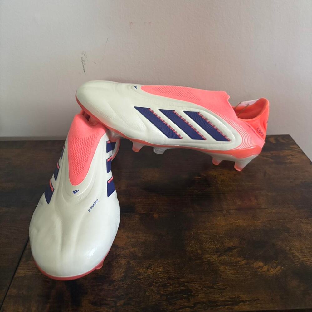 Adidas copa pure 3 elite white/pink/blue laceless size 8 mens